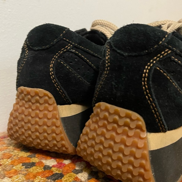 SOLD - Picture 4 of 6